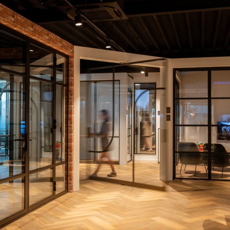Showroom deuren