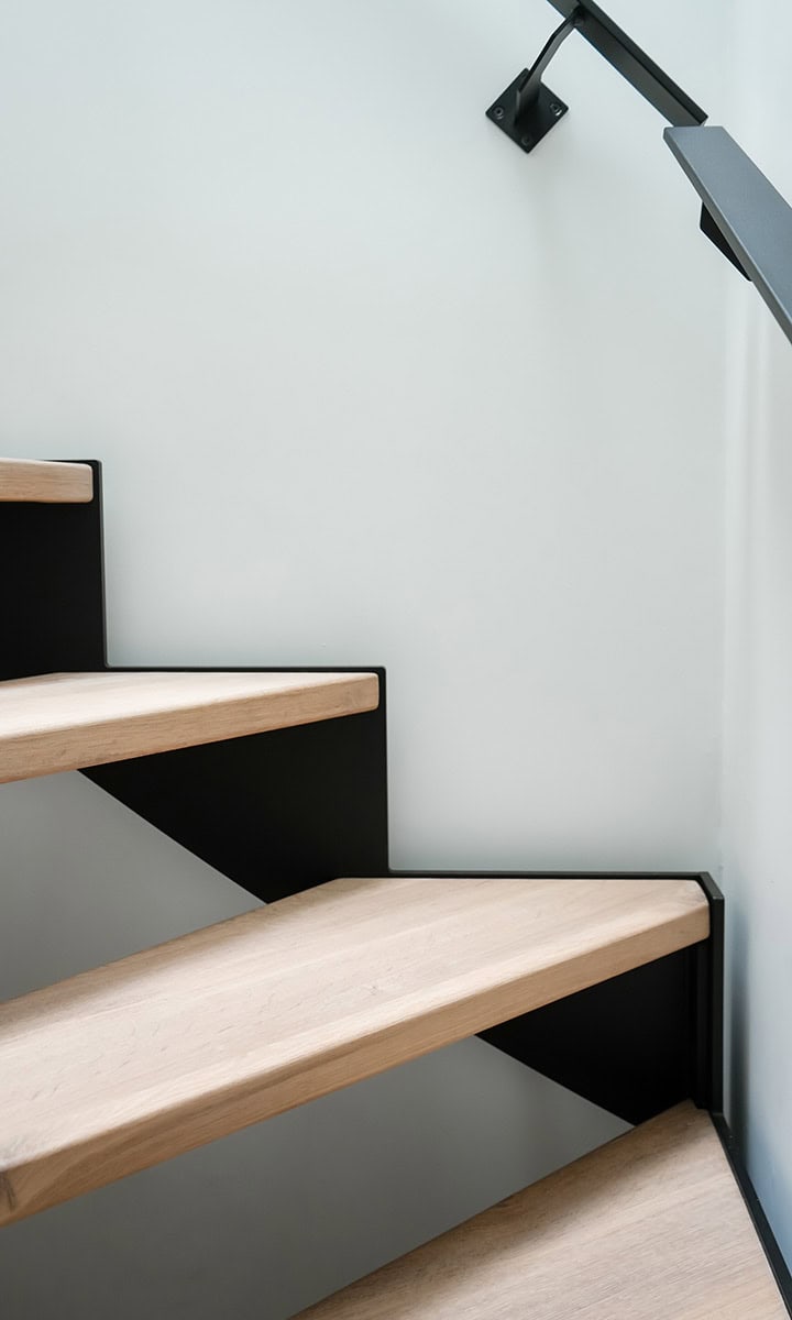 Stalen trappen met kwartslag van Steellife