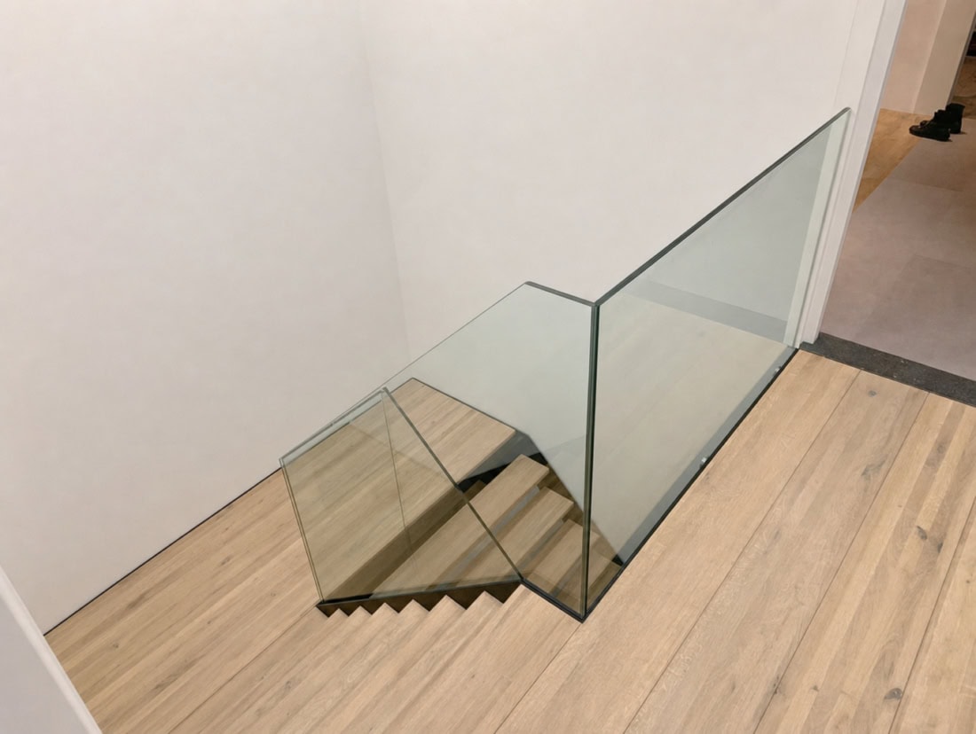Vol glazen balustrade in Nunspeet